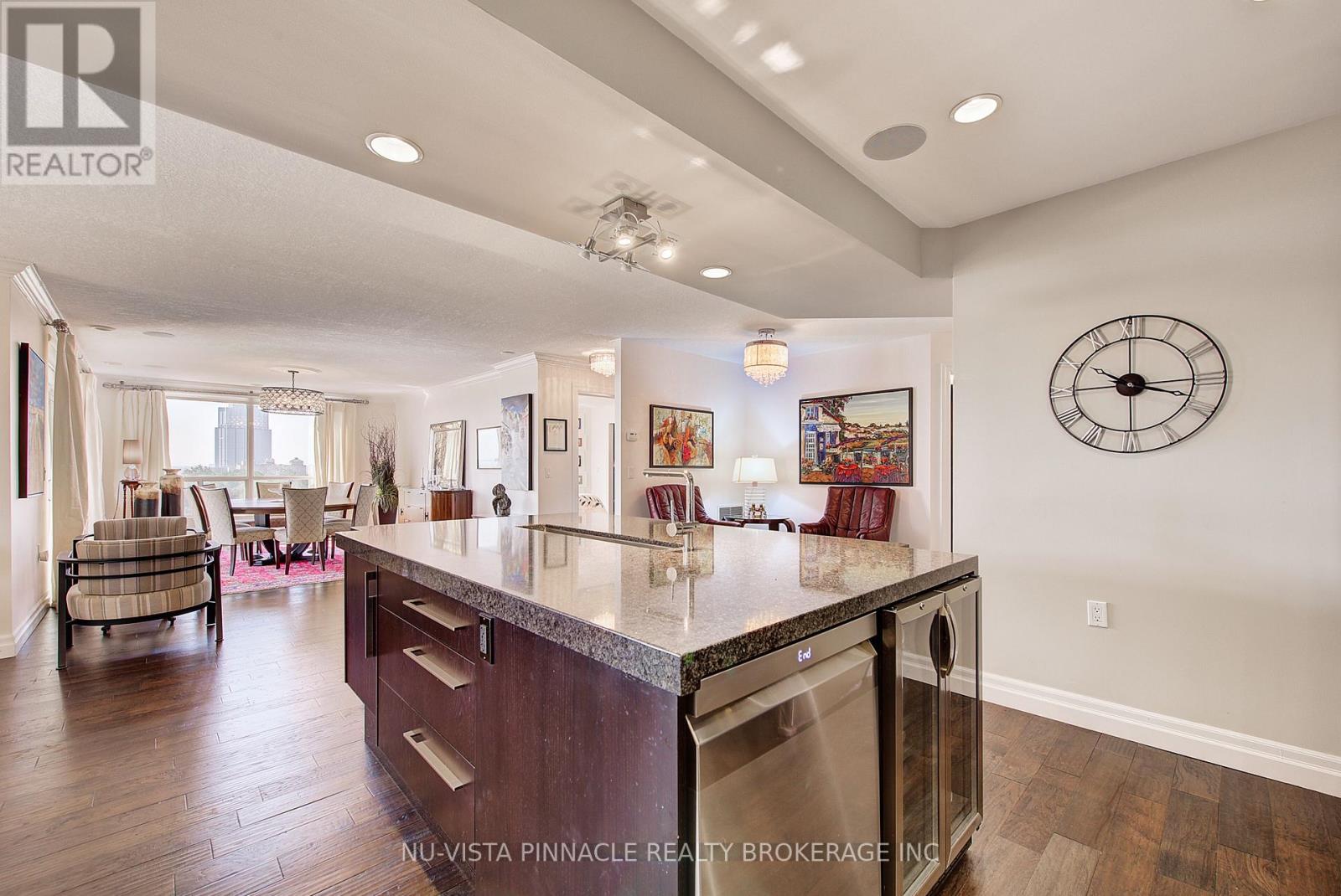 Photo 21 of 49 for 1203 - 250 Pall Mall Street