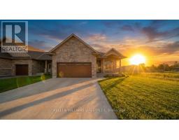 112 LENEVE STREET, Lambton Shores, Ontario