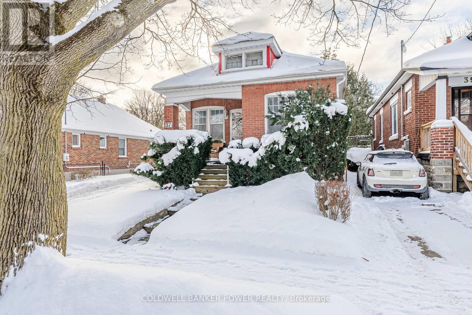 Photo 2 of 18 for 37 Linwood Street