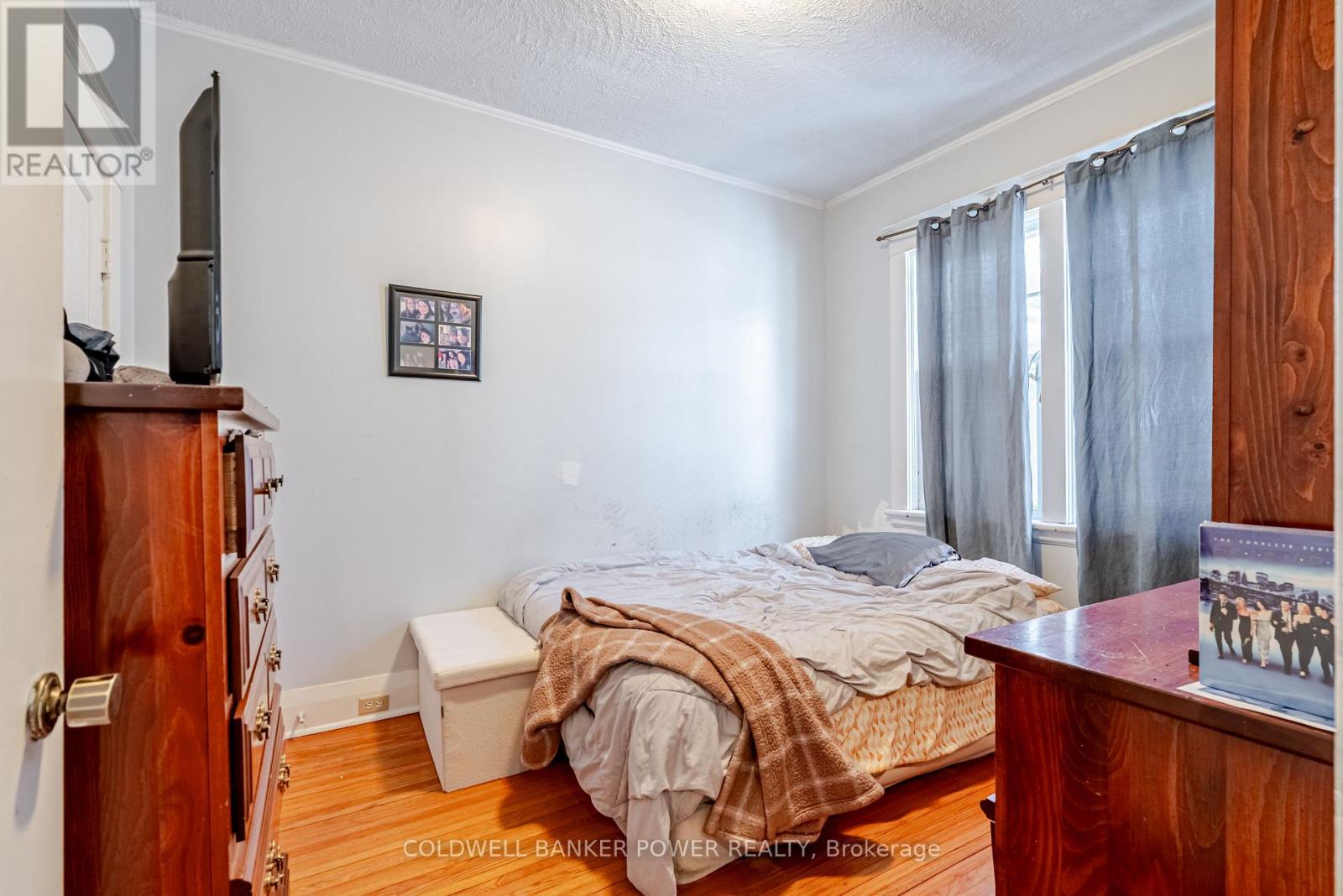 Photo 8 of 18 for 37 Linwood Street