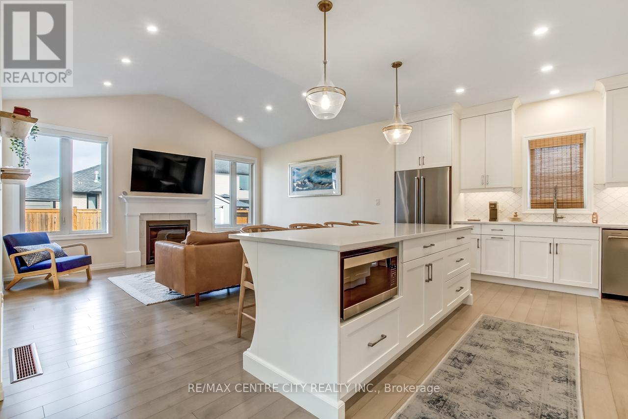 8 Redhaven Lane, St. Thomas, Ontario  N5R 0K2 - Photo 10 - X12761726