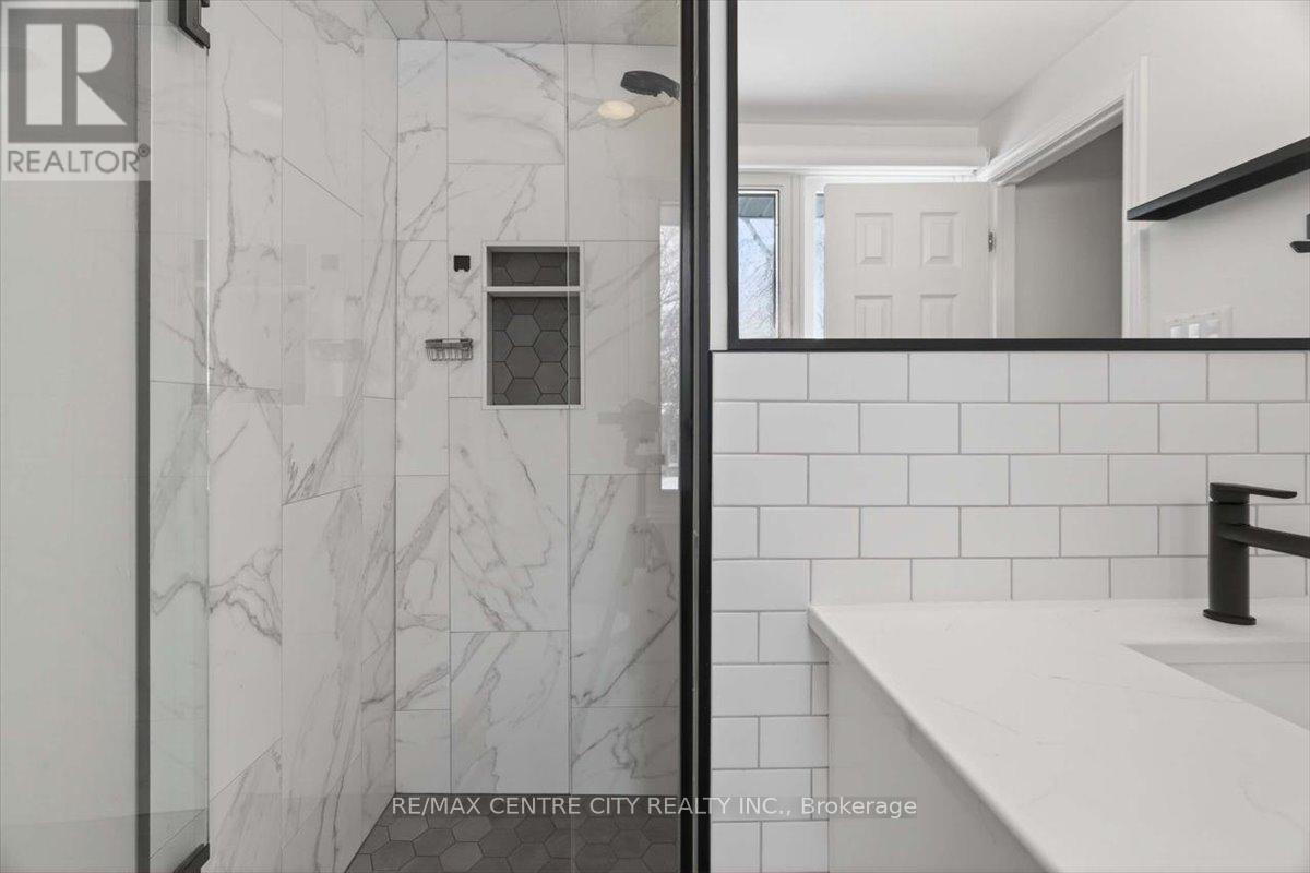 45 Chaucer Road, London South, Ontario  N6K 1V4 - Photo 24 - X12761752