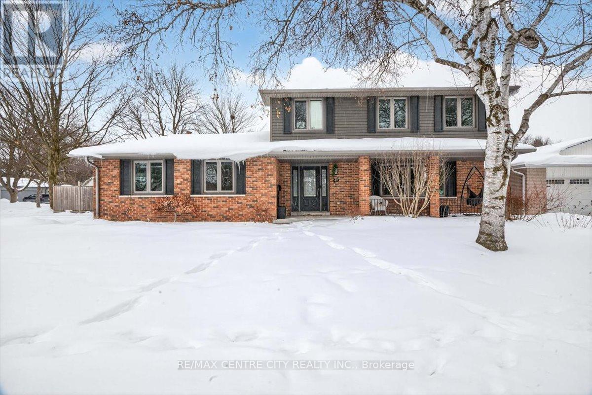 45 Chaucer Road, London South, Ontario  N6K 1V4 - Photo 3 - X12761752