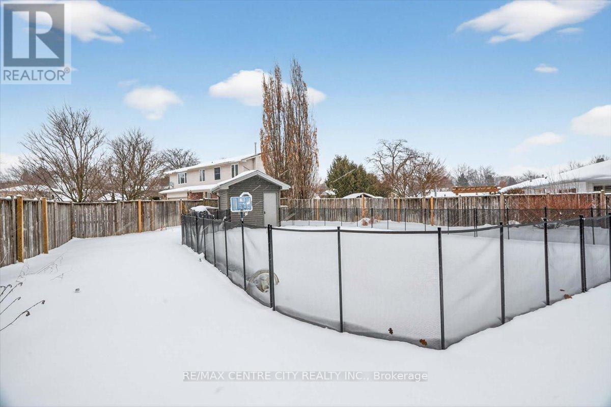 45 Chaucer Road, London South, Ontario  N6K 1V4 - Photo 38 - X12761752