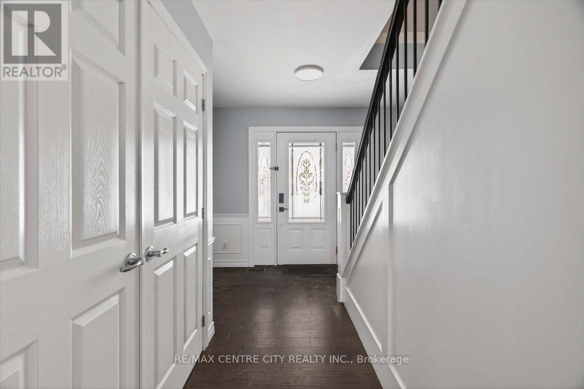 45 Chaucer Road, London South, Ontario  N6K 1V4 - Photo 6 - X12761752