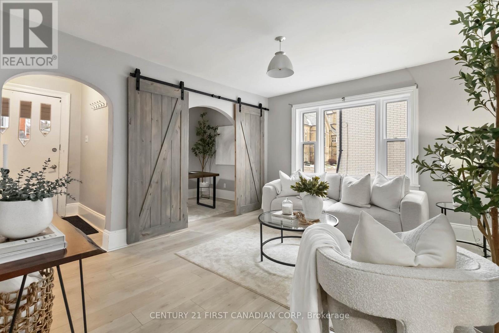 23 Mitchell Street, St. Thomas, Ontario  N5R 2T6 - Photo 6 - X12761772