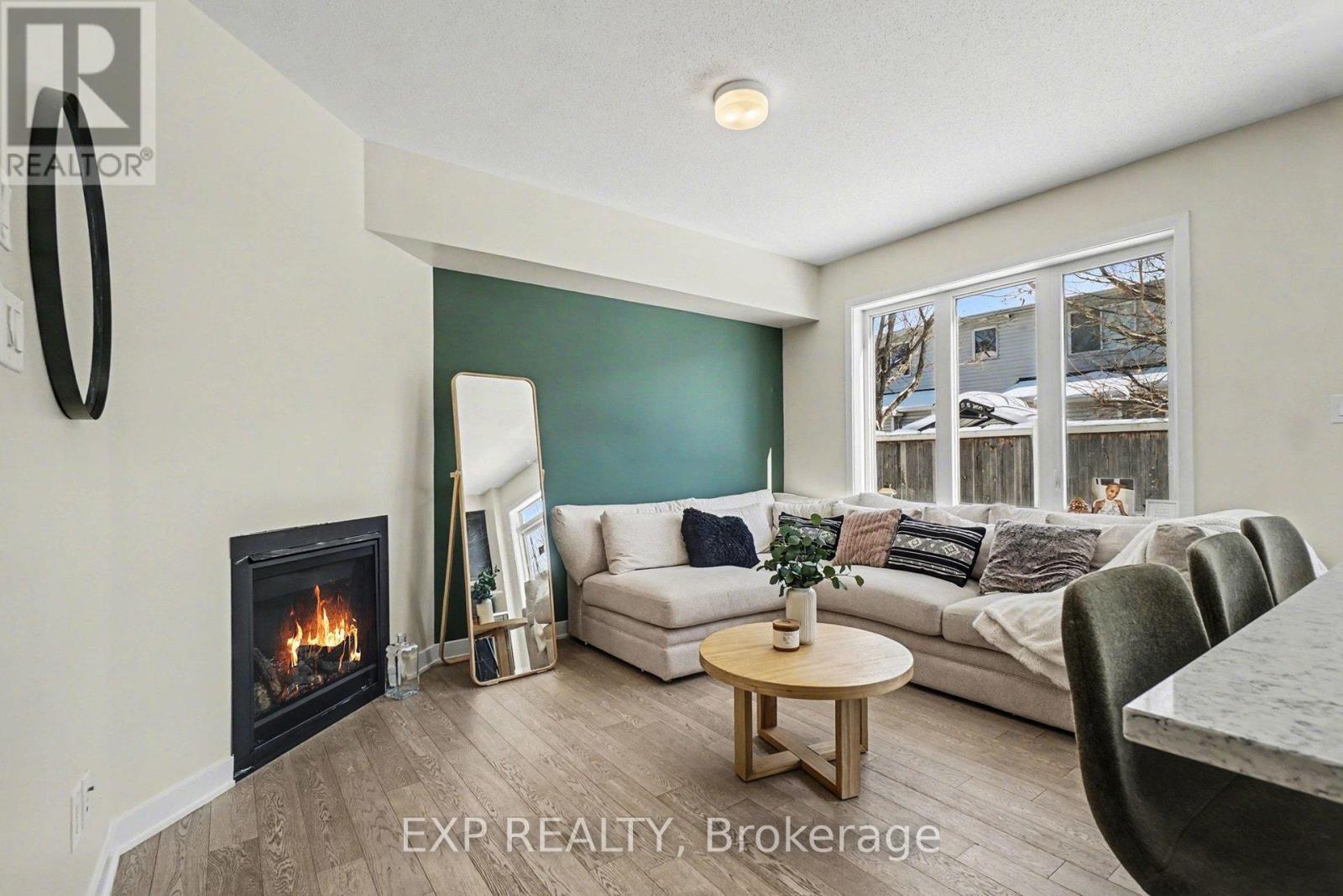 2142 Winsome Terrace, Ottawa, Ontario  K4A 0K6 - Photo 3 - X12761494