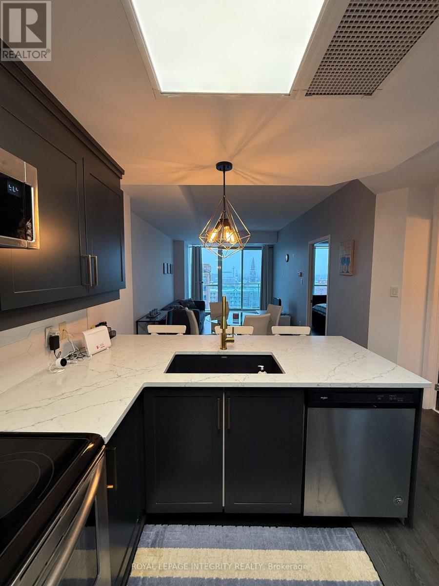 1106 - 134 York Street, Ottawa, Ontario  K1N 1K8 - Photo 2 - X12761502