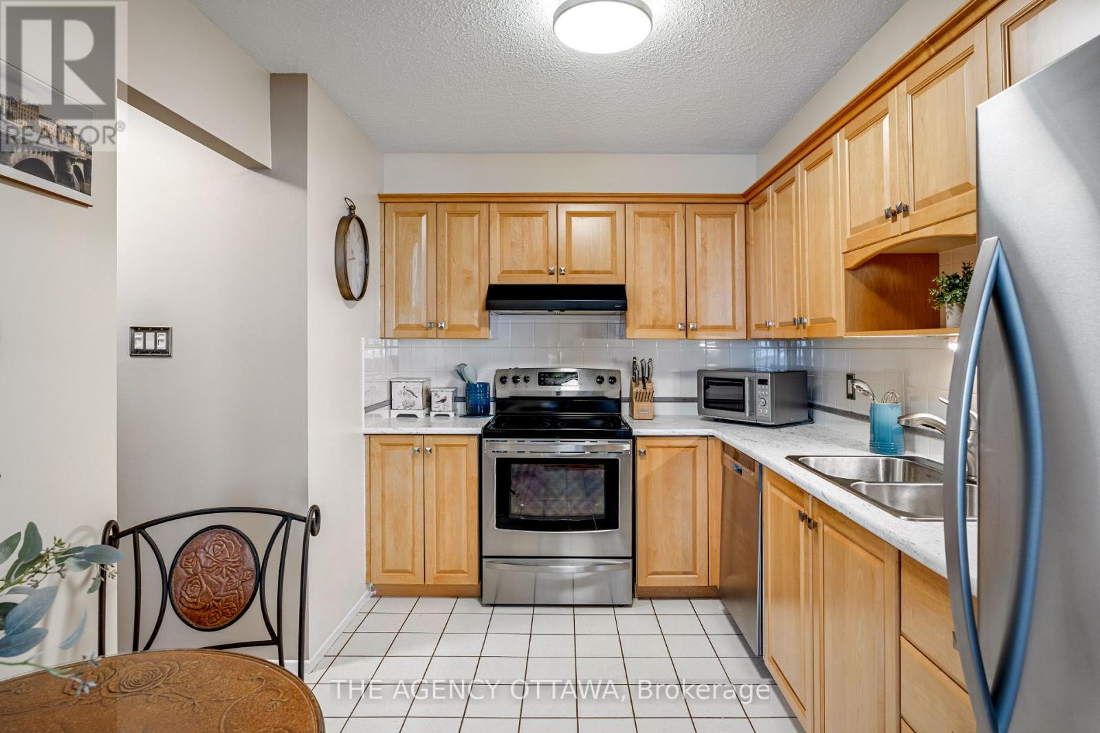 501 - 200 Lafontaine Avenue, Ottawa, Ontario  K1L 8K8 - Photo 12 - X12761762