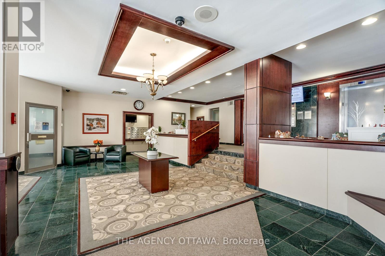 501 - 200 Lafontaine Avenue, Ottawa, Ontario  K1L 8K8 - Photo 3 - X12761762