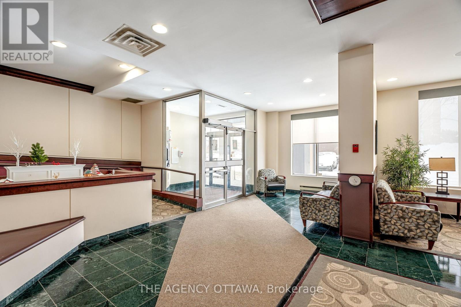 501 - 200 Lafontaine Avenue, Ottawa, Ontario  K1L 8K8 - Photo 4 - X12761762