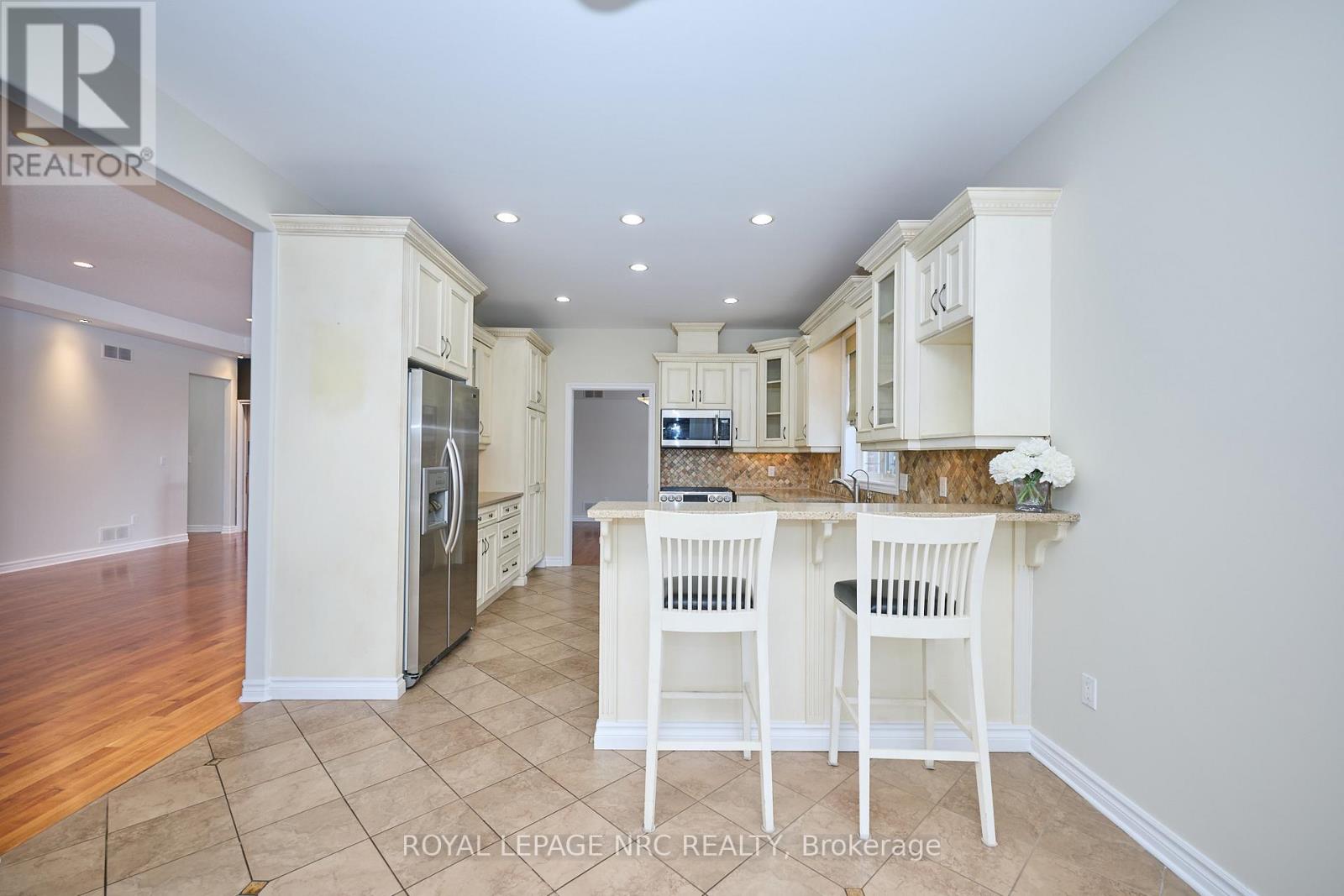 45 Timber Creek Crescent, Pelham, Ontario  L3E 0P3 - Photo 24 - X12538118