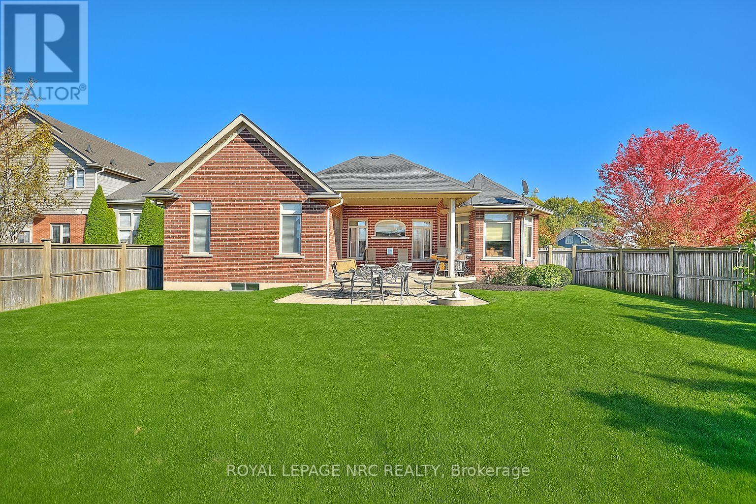 45 Timber Creek Crescent, Pelham, Ontario  L3E 0P3 - Photo 42 - X12538118