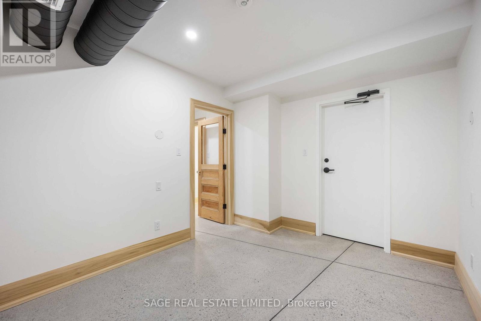 Lower - 67 Shannon Street, Toronto, Ontario  M6J 2E6 - Photo 17 - C12600782