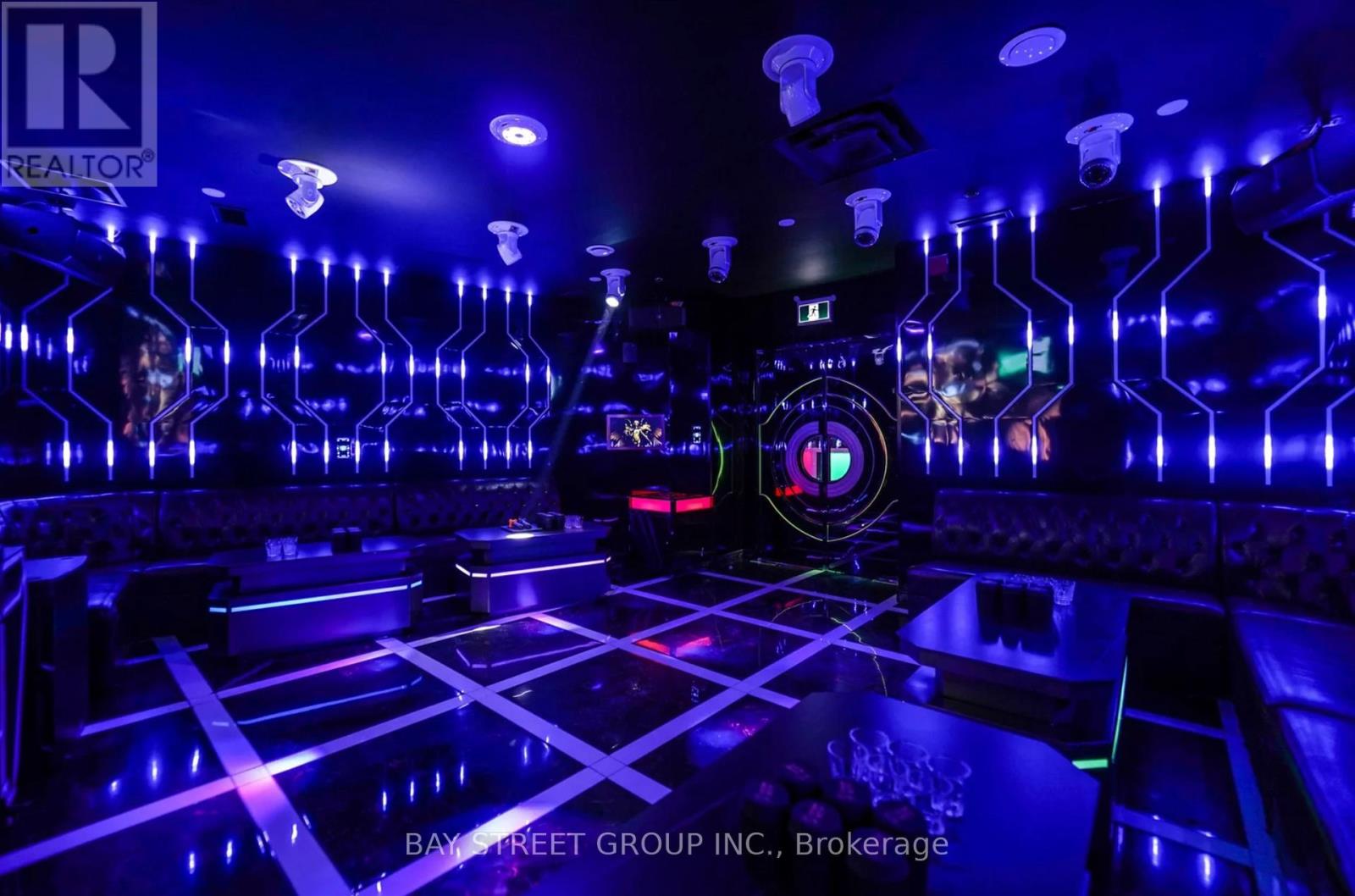 8 Glen Watford Drive, Toronto, Ontario  M1S 2C1 - Photo 2 - E12750272