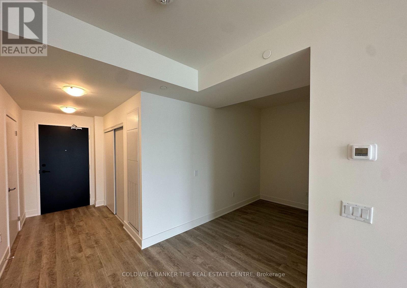 1301 - 185 Deerfield Road, Newmarket, Ontario L3Y 0G7 - Photo 7 - N12596772