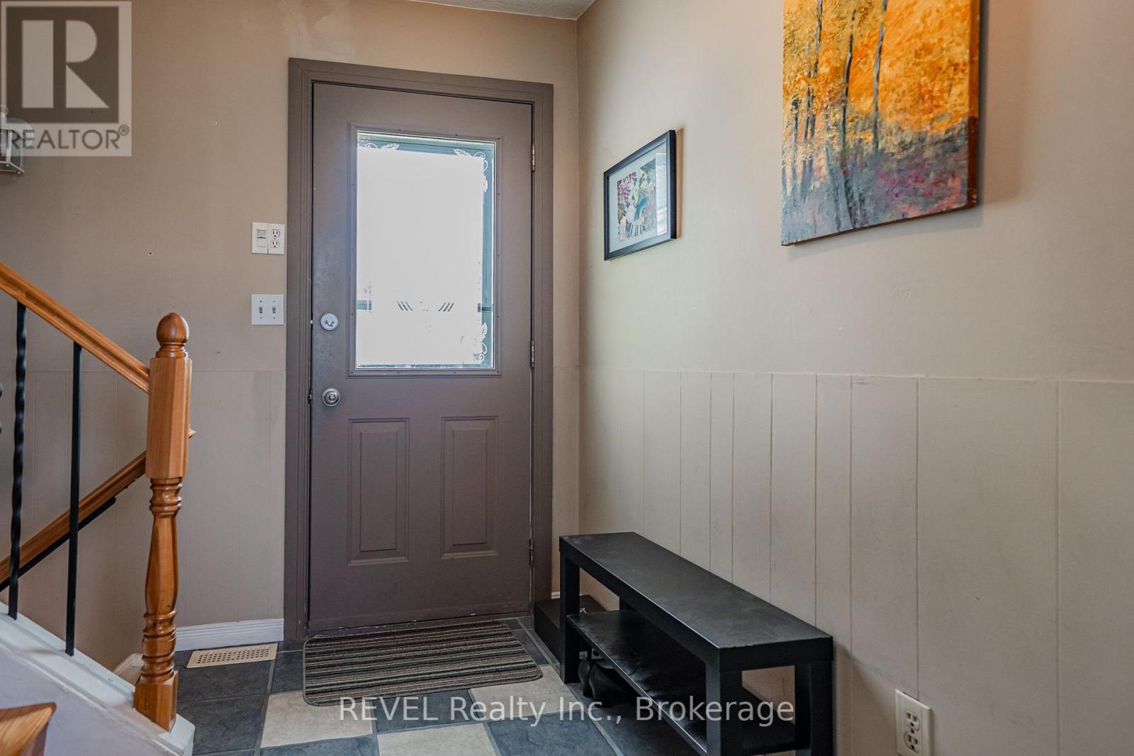 Upper - 6495 Pitton Road, Niagara Falls, Ontario  L2H 1Z9 - Photo 2 - X12761518