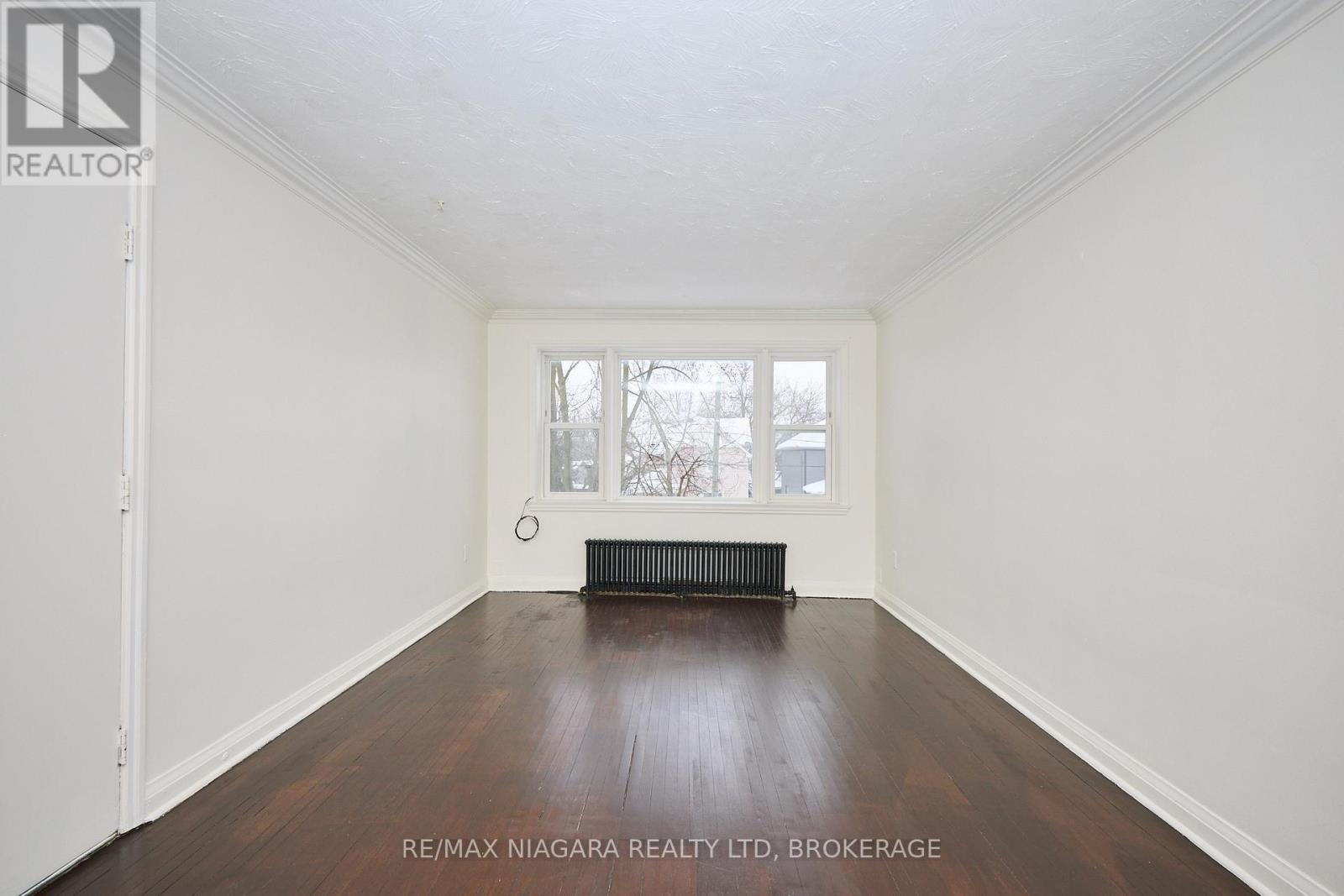 5 - 81 Maple Street, St. Catharines, Ontario  L2R 2B1 - Photo 5 - X12761562