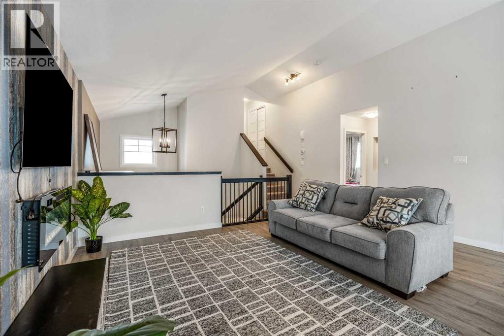 207 Moonlight Cove W, Lethbridge, Alberta  T1J 5M7 - Photo 11 - A2272930