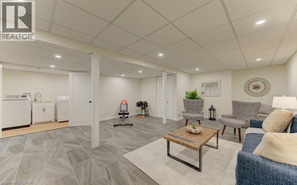 322 Daleview Place, Waterloo, Ontario  N2L 5M5 - Photo 39 - 40802199