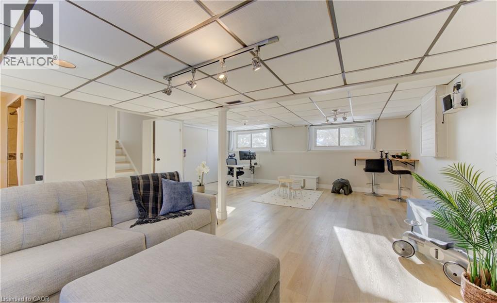 322 Daleview Place, Waterloo, Ontario  N2L 5M5 - Photo 30 - 40802199