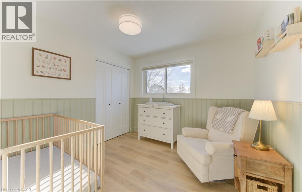 322 Daleview Place, Waterloo, Ontario  N2L 5M5 - Photo 25 - 40802199