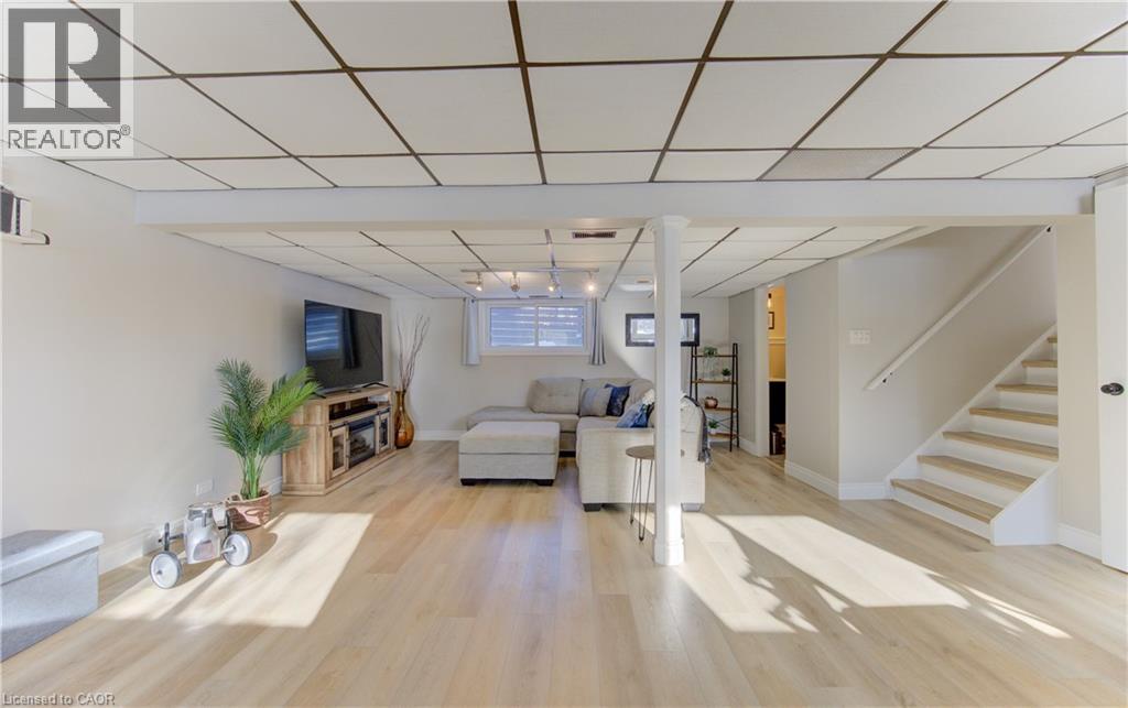 322 Daleview Place, Waterloo, Ontario  N2L 5M5 - Photo 31 - 40802199