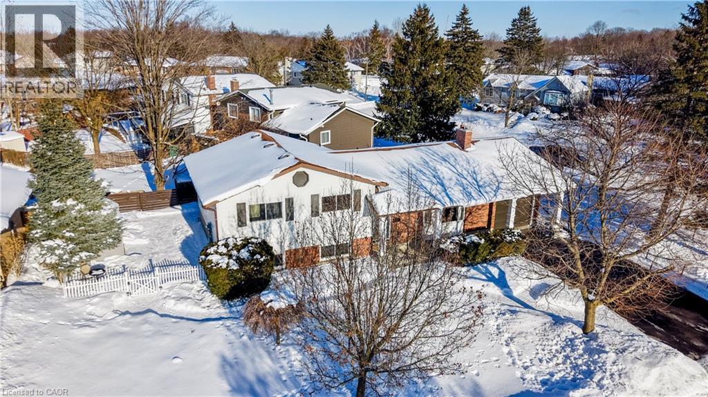 322 Daleview Place, Waterloo, Ontario  N2L 5M5 - Photo 4 - 40802199