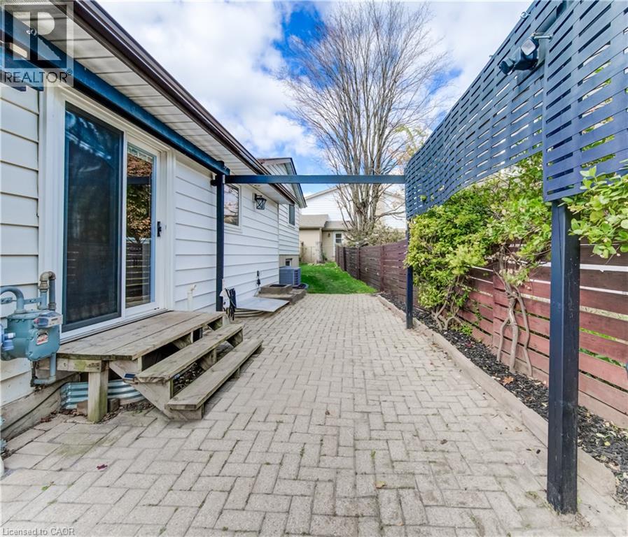 322 Daleview Place, Waterloo, Ontario  N2L 5M5 - Photo 48 - 40802199