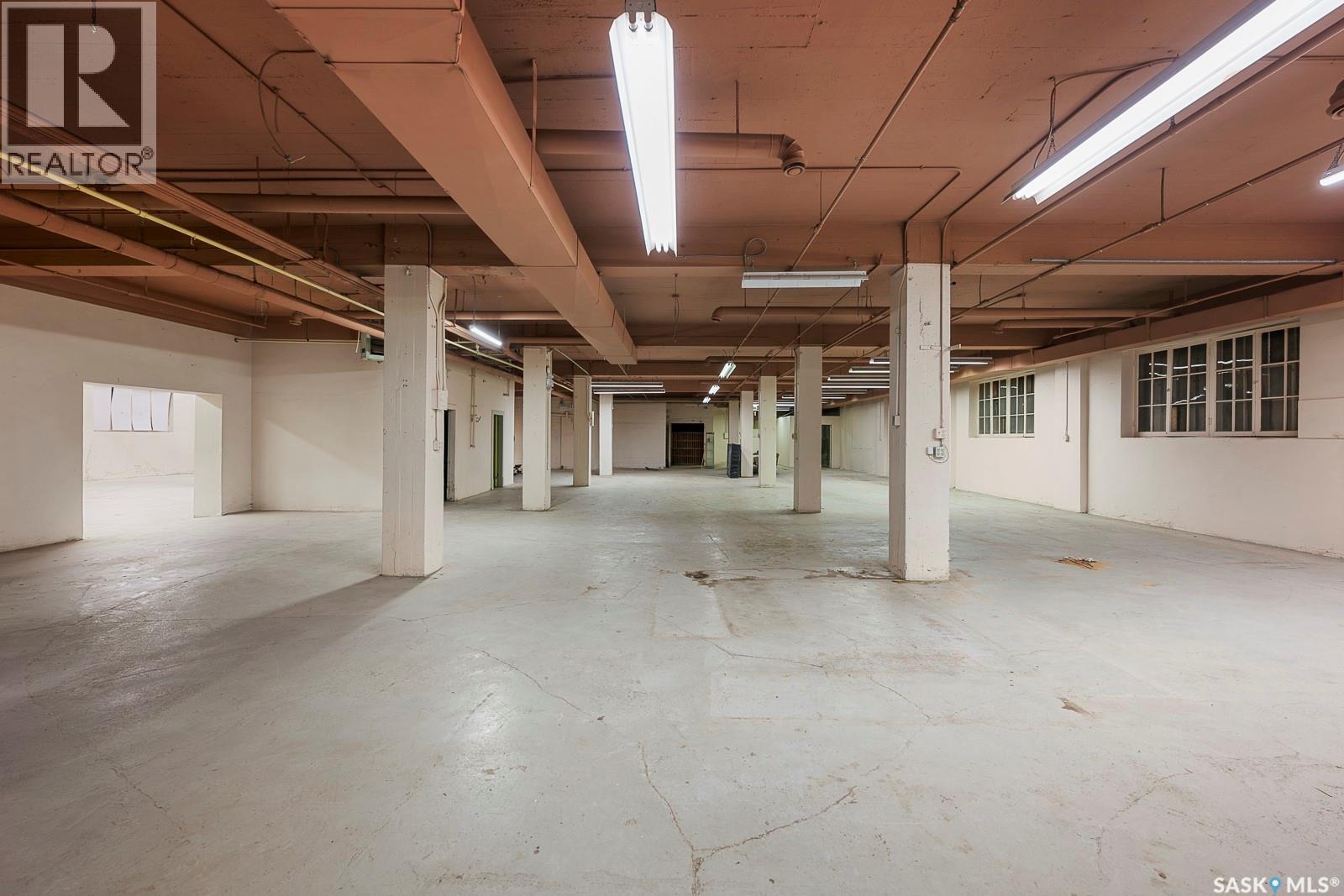 2002 Dewdney Avenue, Regina, Saskatchewan  S4R 1G8 - Photo 29 - SK026598