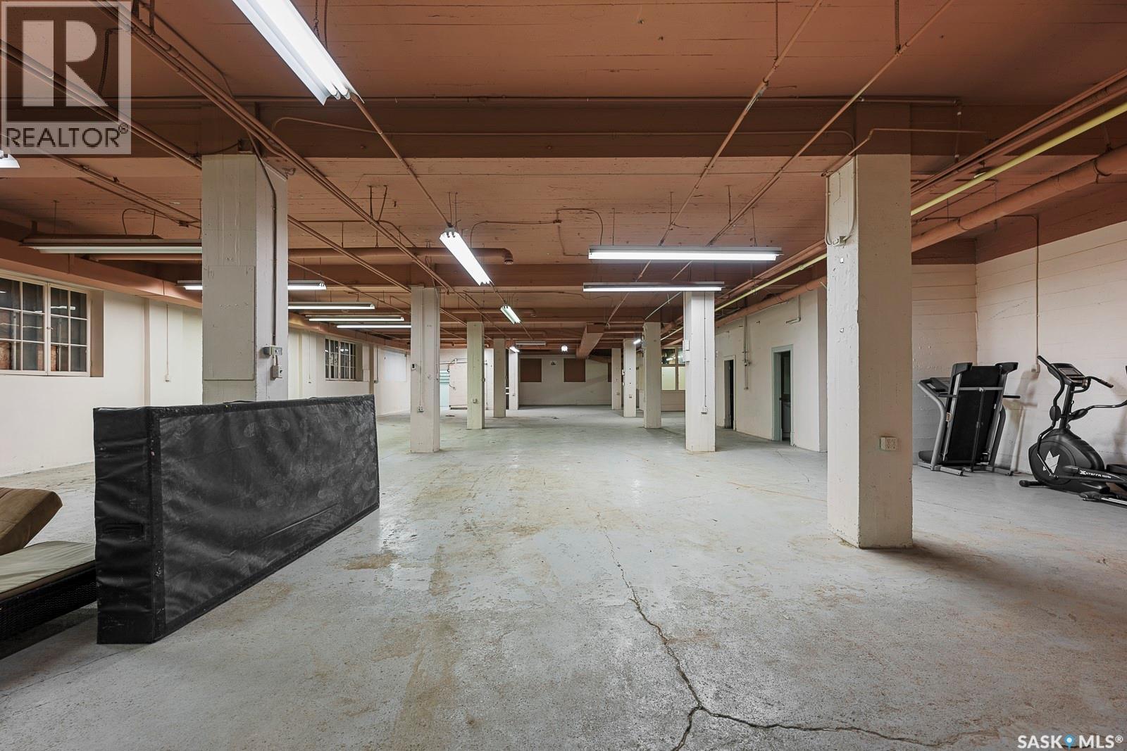 2002 Dewdney Avenue, Regina, Saskatchewan  S4R 1G8 - Photo 30 - SK026598