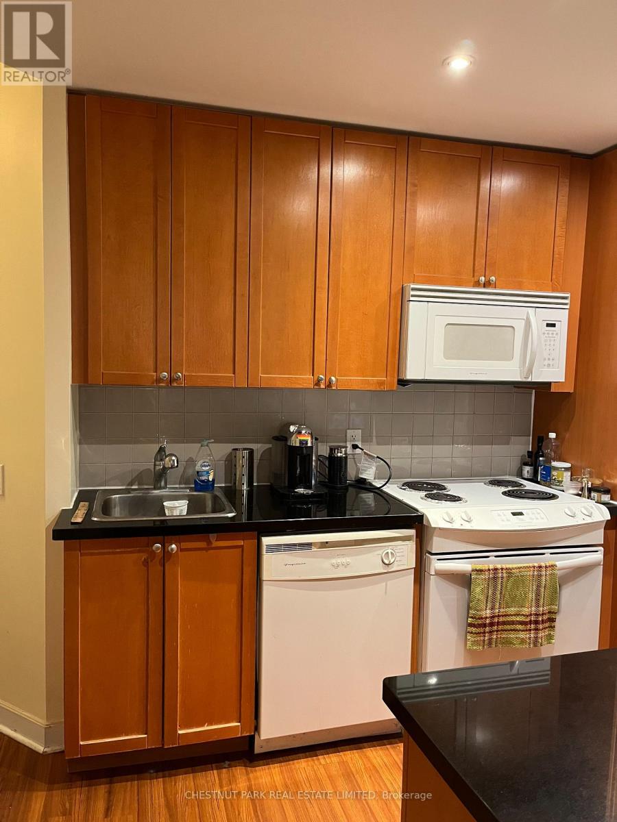 1209 - 85 Bloor Street E, Toronto, Ontario  M4W 3Y1 - Photo 2 - C12761274