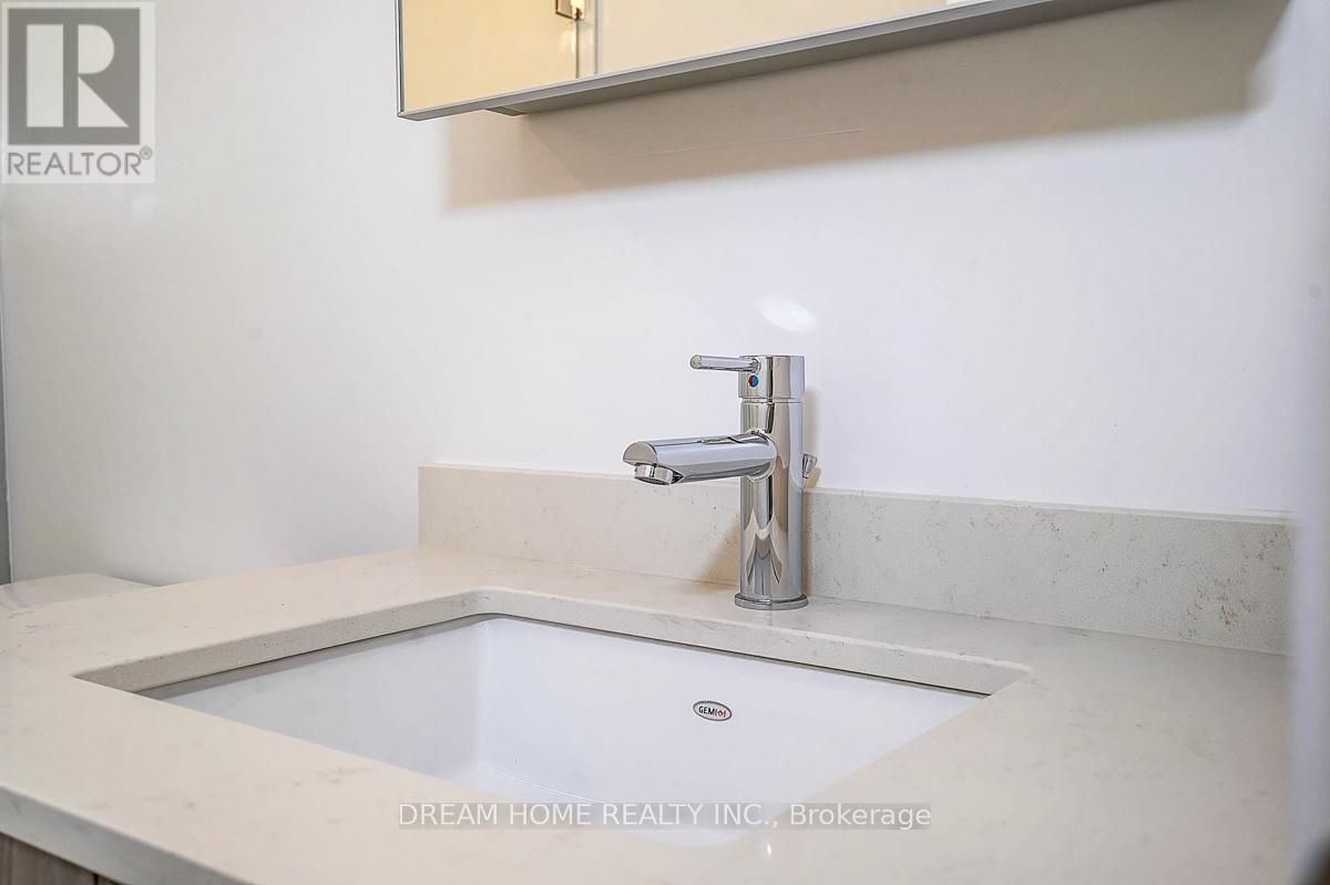 2007 - 65 Broadway Avenue, Toronto, Ontario  M4P 1T9 - Photo 45 - C12761472