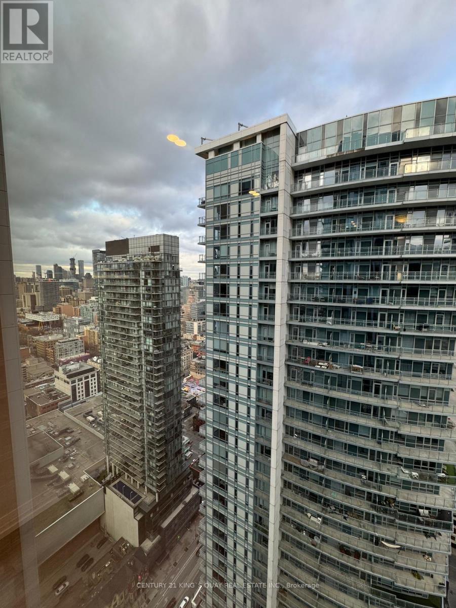 4307 - 8 Widmer Street, Toronto, Ontario  M5V 2E7 - Photo 2 - C12761574