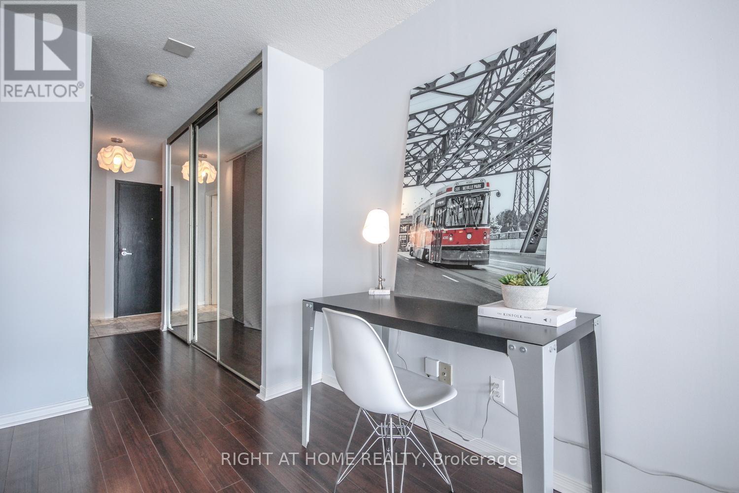 320 - 25 The Esplanade, Toronto, Ontario  M5E 1W5 - Photo 8 - C12761582