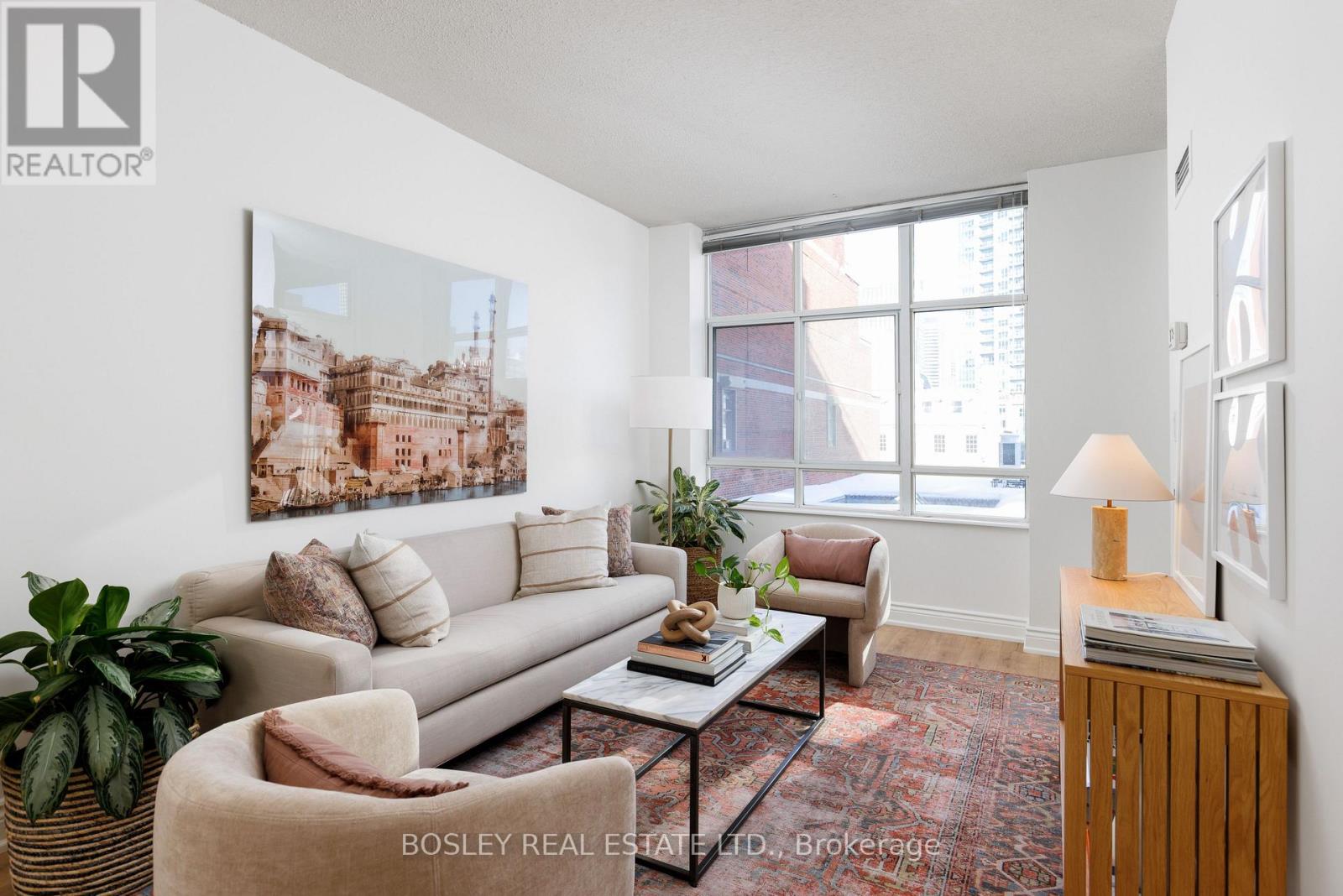 505 - 39 JARVIS STREET, Toronto, Ontario