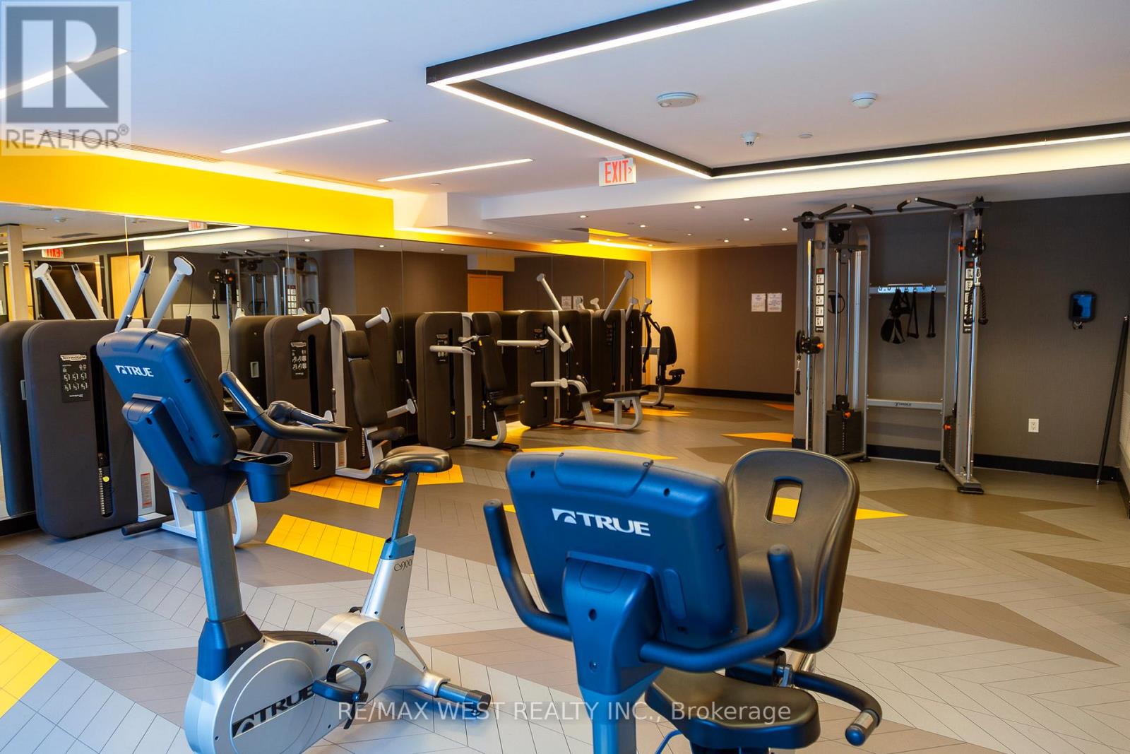 1005 - 30 Roehampton Avenue, Toronto, Ontario  M4P 0B9 - Photo 23 - C12761694