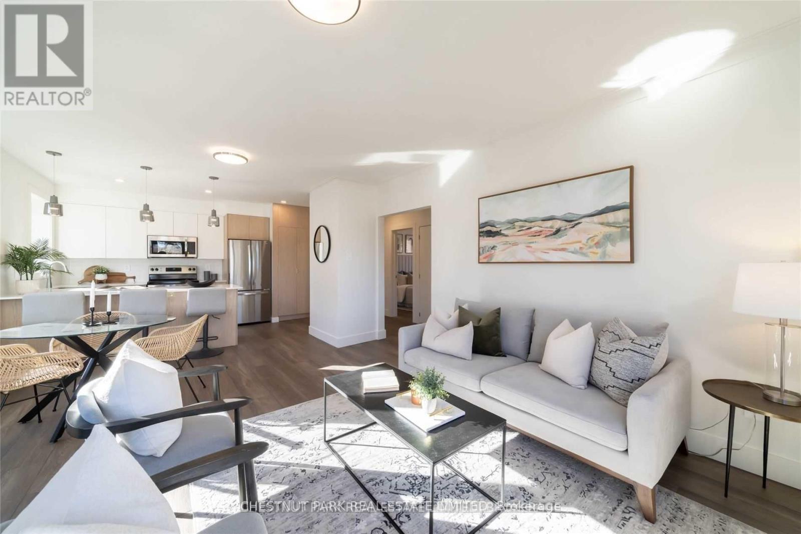 4 - 1472 Avenue Road, Toronto, Ontario  M5N 2H7 - Photo 7 - C12761738