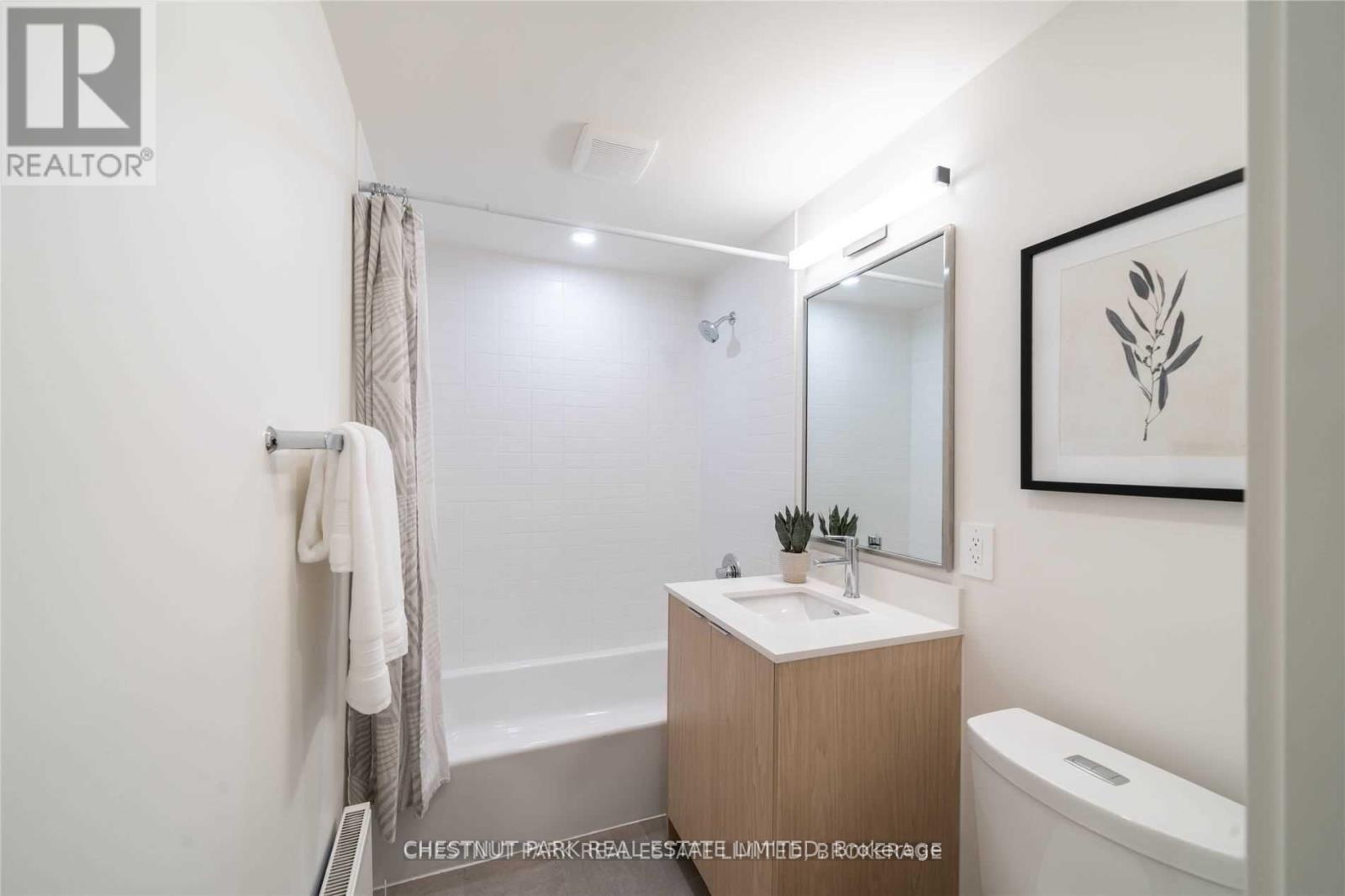 5 - 1472 Avenue Road, Toronto, Ontario  M5N 2H7 - Photo 10 - C12761766