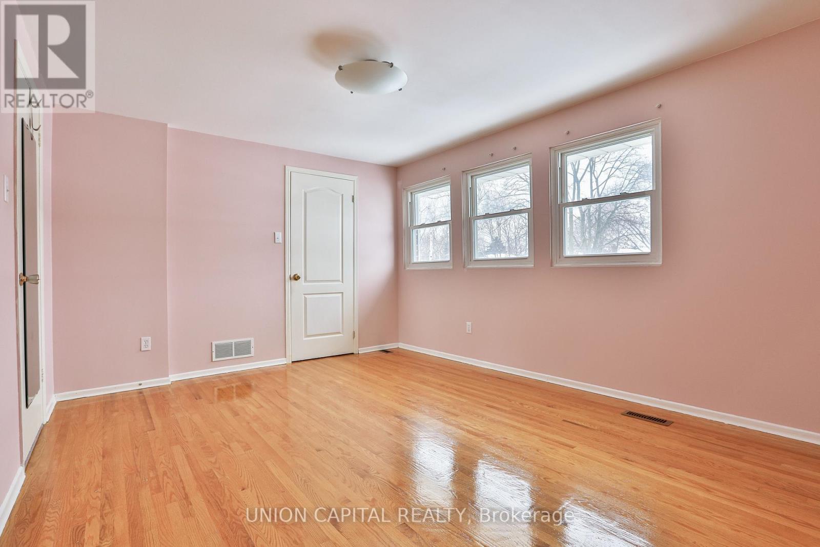 86 Carondale Crescent, Toronto, Ontario  M1W 2B1 - Photo 18 - E12761238