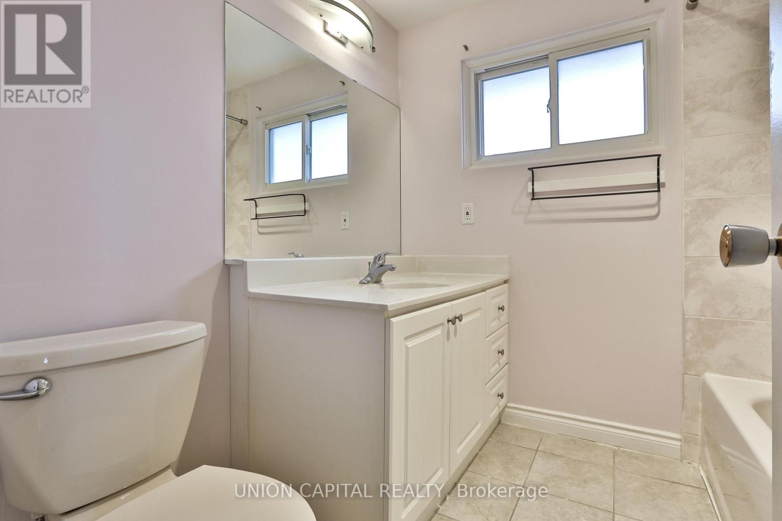 86 Carondale Crescent, Toronto, Ontario  M1W 2B1 - Photo 21 - E12761238