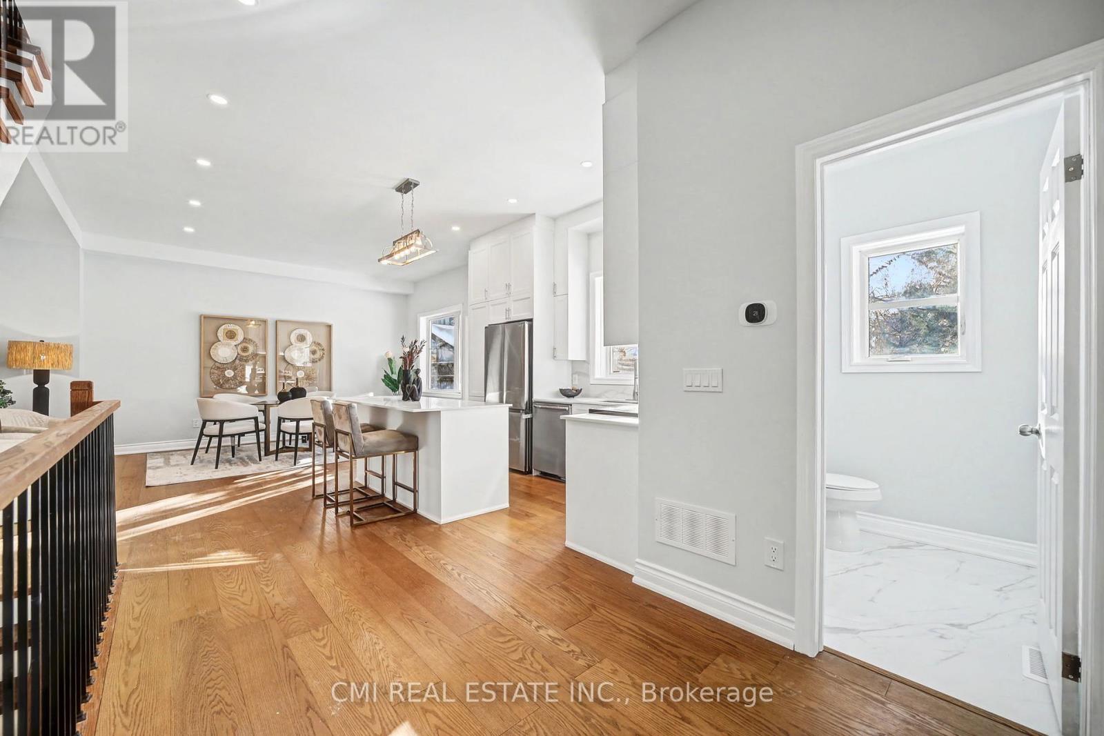 75 Kenilworth Avenue, Toronto (The Beaches), Ontario  M4L 3S4 - Photo 9 - E12761290