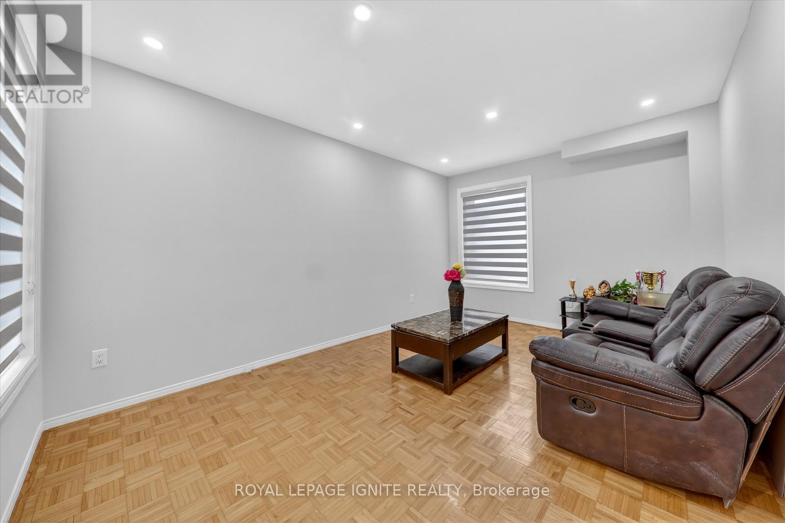 4 Millington Crescent, Ajax, Ontario  L1T 1R1 - Photo 5 - E12761482