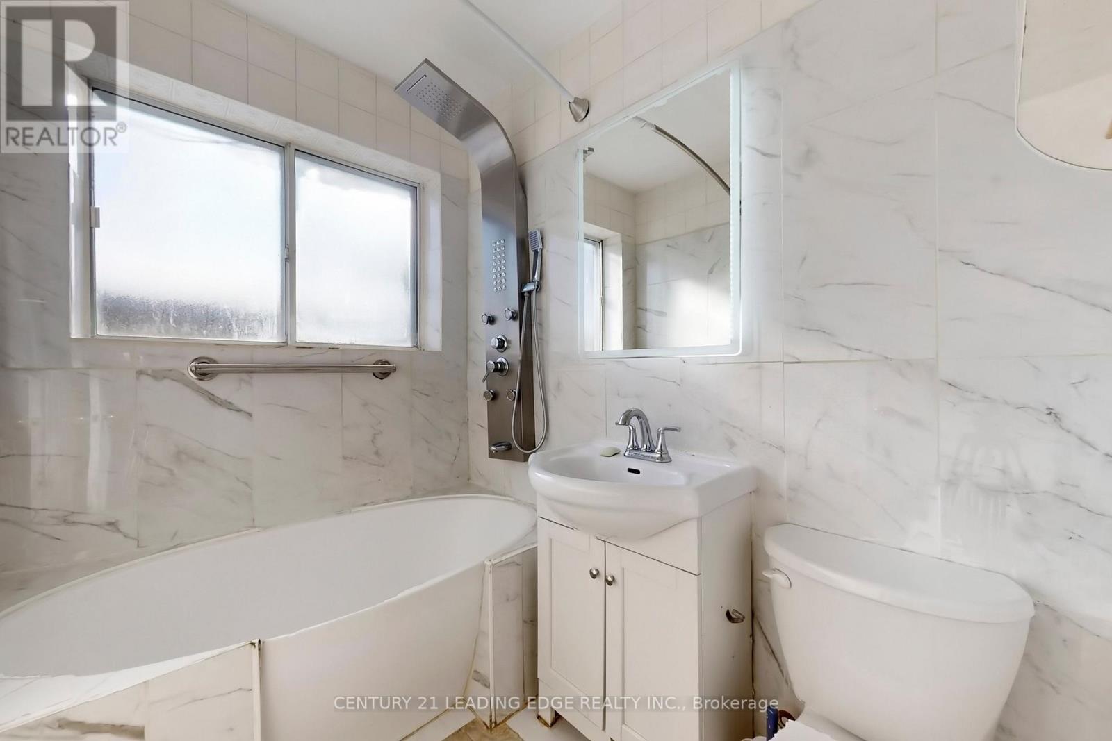 210 Linden Avenue, Toronto, Ontario  M1K 3H8 - Photo 21 - E12761504