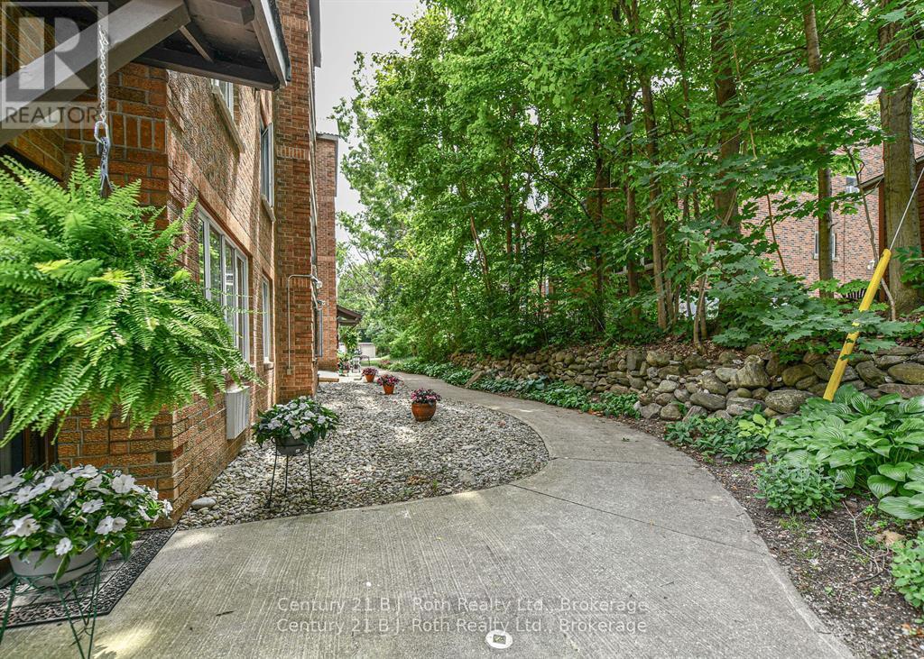 104 - 95 Matchedash Street N, Orillia, Ontario  L3V 4T9 - Photo 37 - S12761550