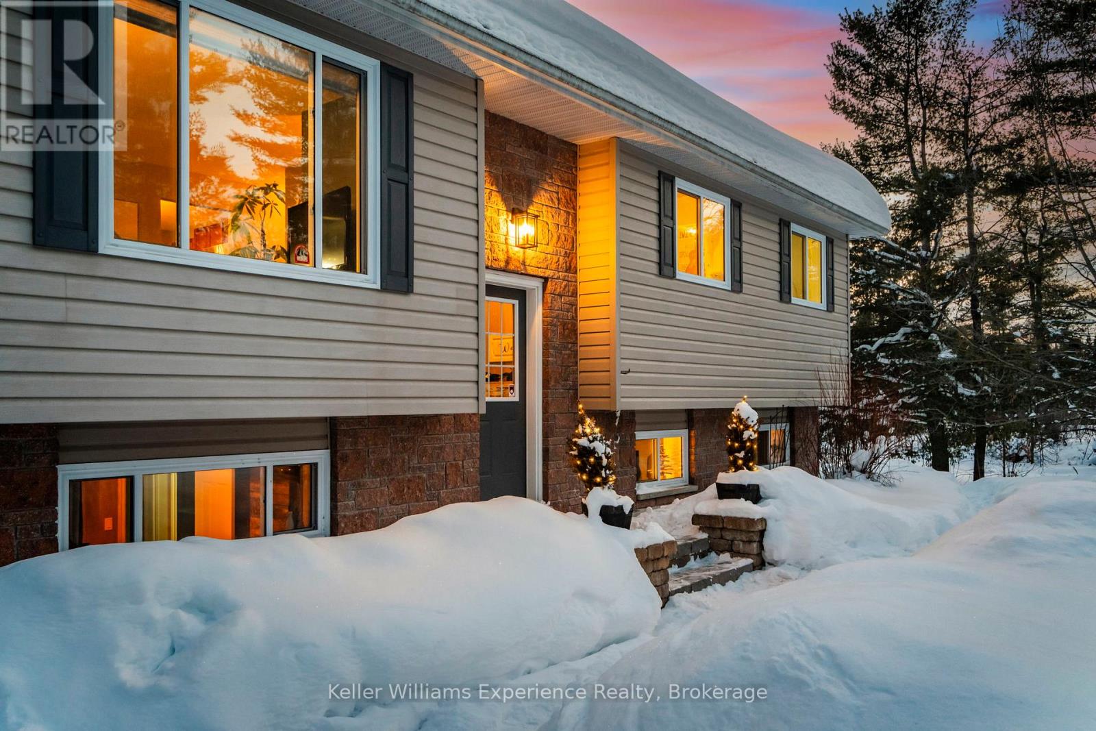 2891 BRADY DRIVE, Severn, Ontario