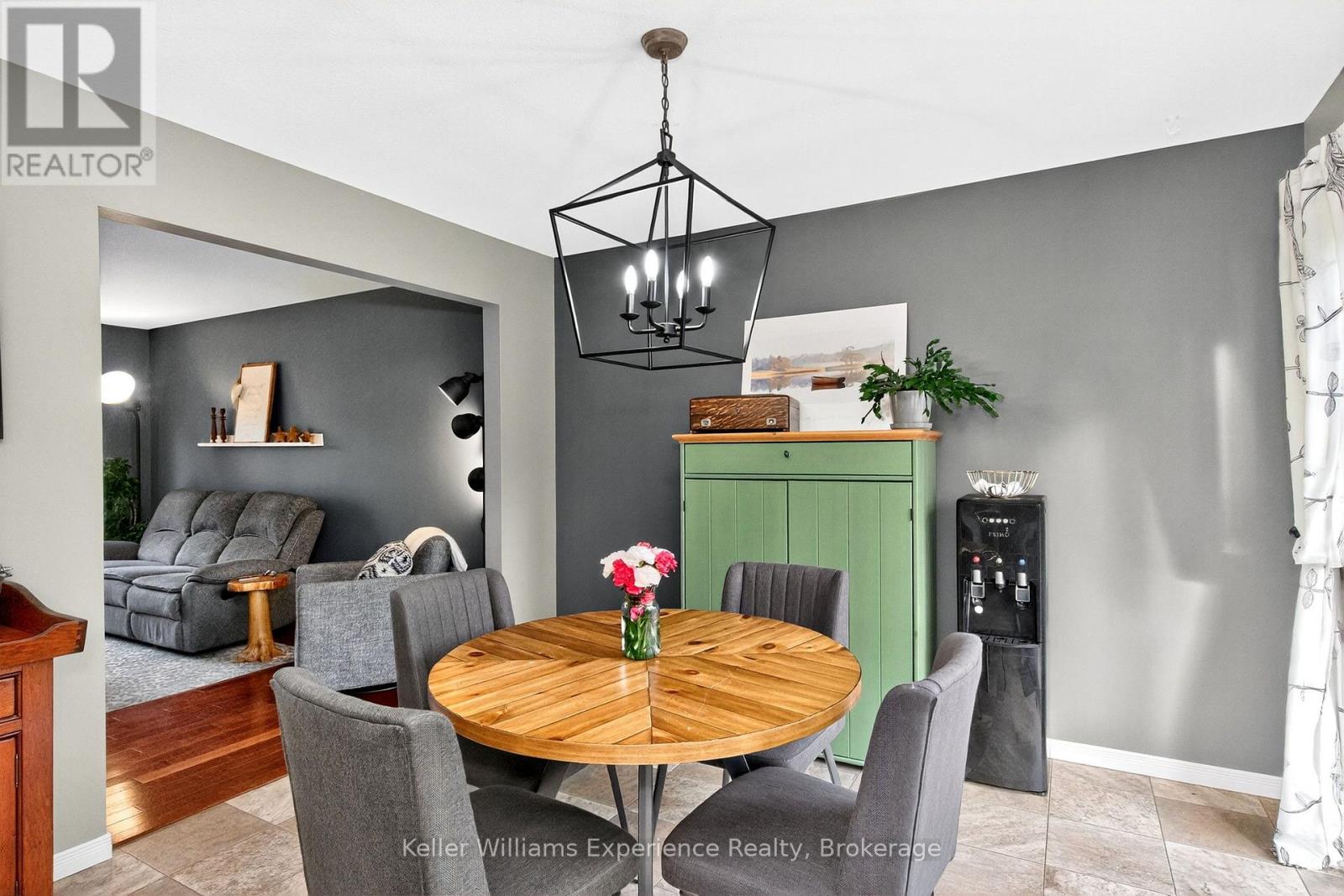 2891 Brady Drive, Severn, Ontario  P0E 1N0 - Photo 9 - S12761734