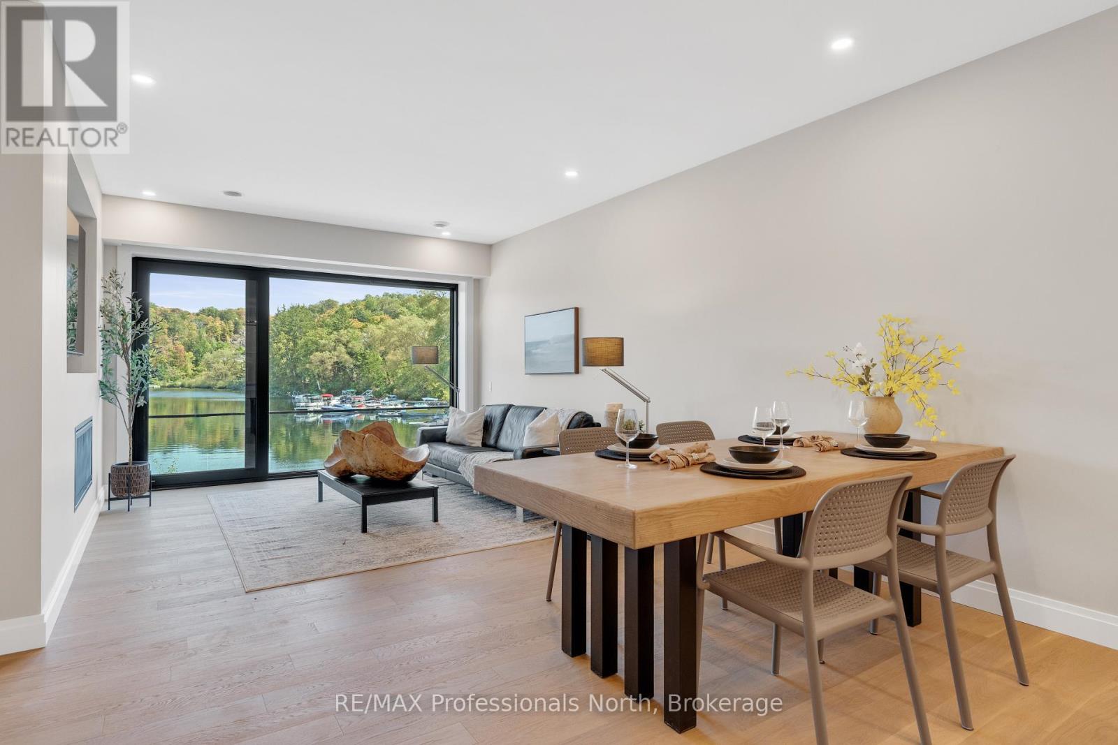 101 - 32 Brunel Road, Huntsville, Ontario  P1H 1P5 - Photo 32 - X12761410