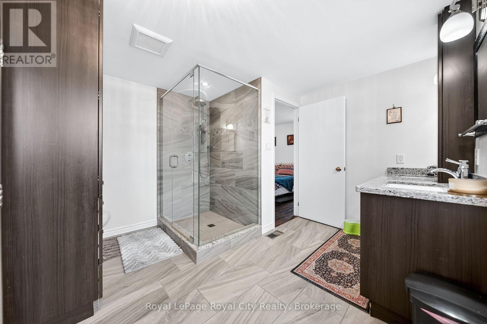 306 Imperial Road S, Guelph, Ontario  N1K 1M4 - Photo 24 - X12761436