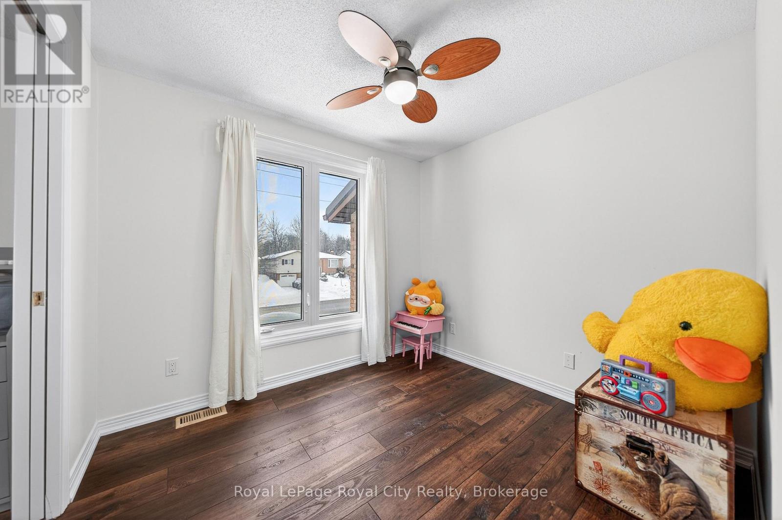 306 Imperial Road S, Guelph, Ontario  N1K 1M4 - Photo 27 - X12761436